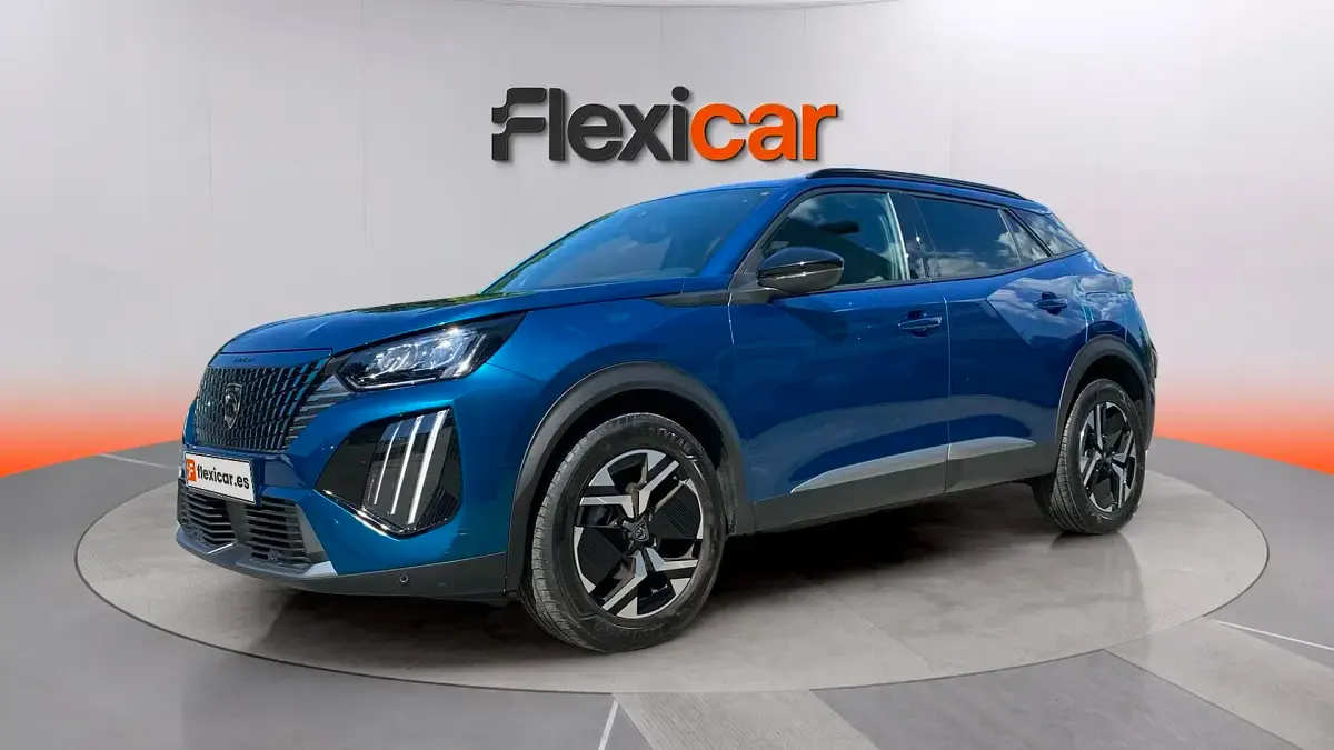 Usado Peugeot 2008 Allure 101 CV (74 kW) 2025 Azul SUV