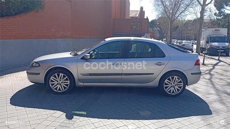Usado Renault Laguna III Privilege 150 CV (110 kW) 2008 Gris / plata Berlina
