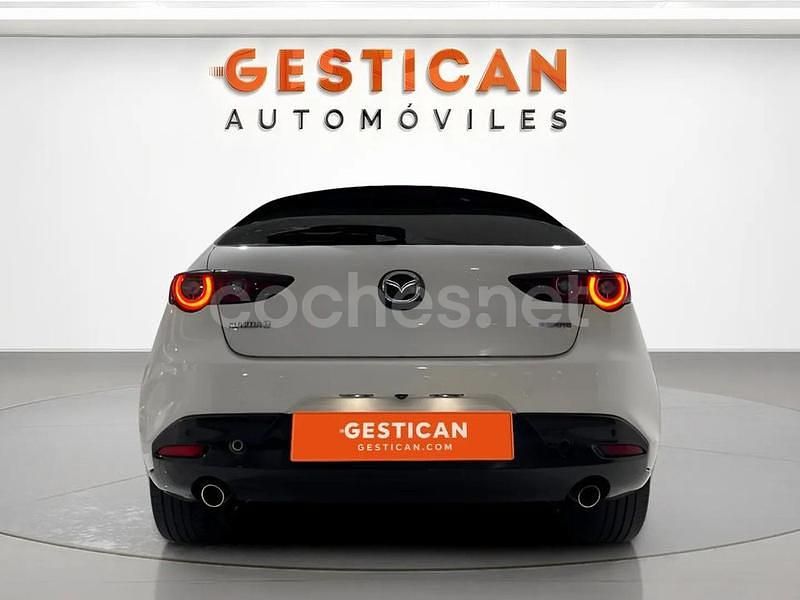 Usado Mazda 3 122 CV (89 kW) 2022 Blanco Berlina
