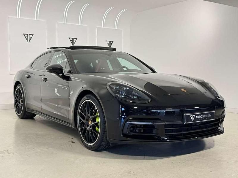 Usado Porsche Panamera 462 CV (339 kW) 2019 Negro Utilitario