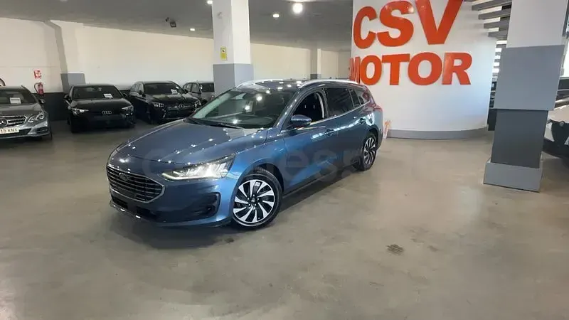 Usado Ford Focus Active X 125 CV (91 kW) 2024 Gris / plata Utilitario