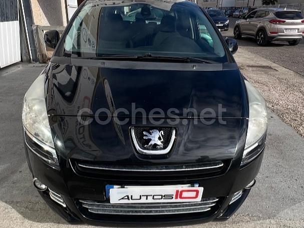 Usado Peugeot 5008 Active 112 CV (82 kW) 2011 Negro Monovolumen