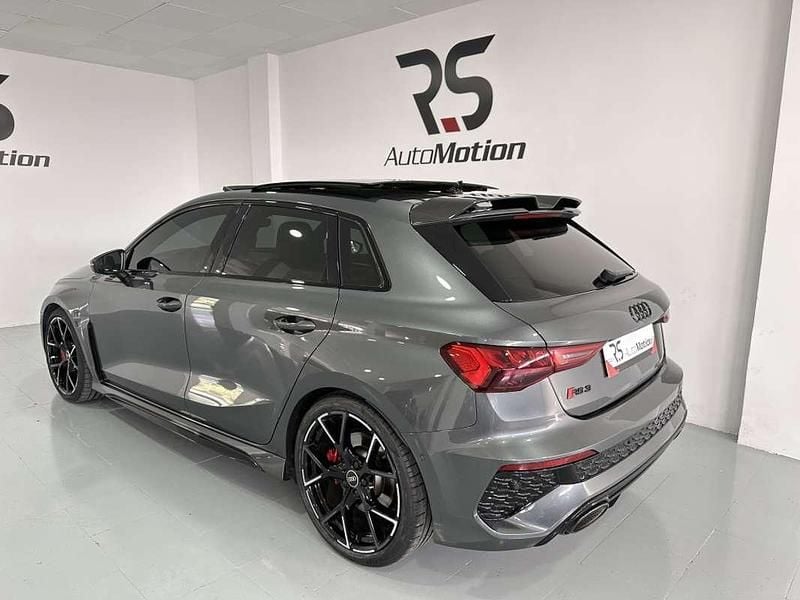 Usado Audi RS3 Sportback 400 CV (294 kW) 2024 Gris Utilitario