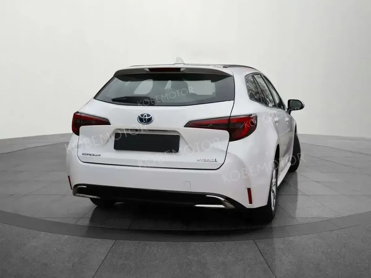 Nuevo Toyota Corolla Active 140 CV (102 kW) 2025 Blanco Familiar
