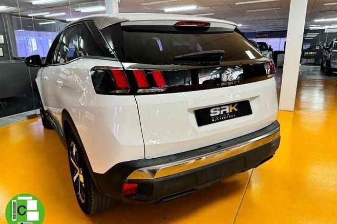 Usado Peugeot 3008 Allure 131 CV (96 kW) 2018 SUV