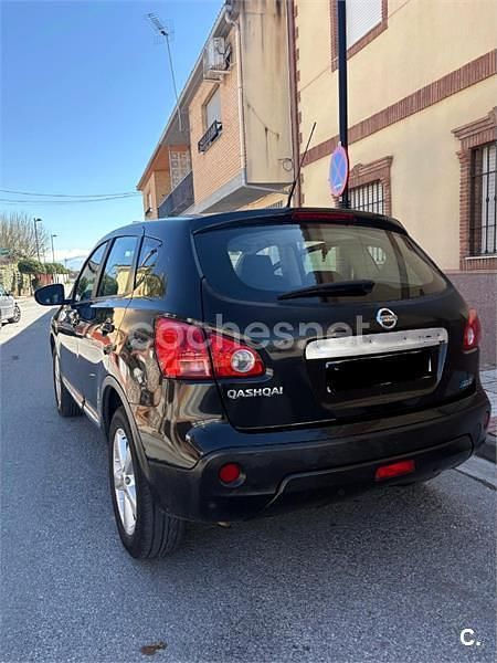 Usado Nissan Qashqai Acenta 106 CV (77 kW) 2010 Negro SUV