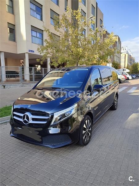 Negro Usado 2022 Mercedes V220 Monovolumen | 40.000 € (Precio justo) - Imagen 1/4