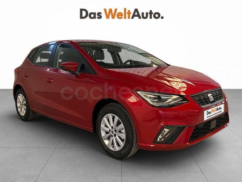 Usado Seat Ibiza Style 115 CV (84 kW) 2025 Rojo Berlina