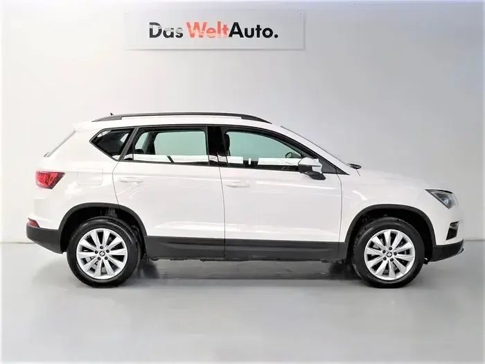 Usado Seat Ateca Style 150 CV (110 kW) 2025 Blanco SUV