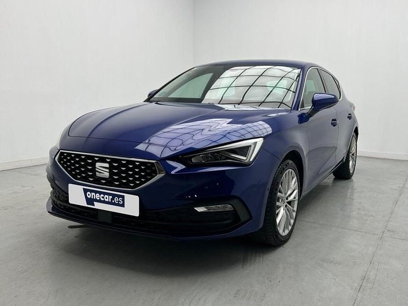 Usado Seat Leon XCELLENCE 150 CV (110 kW) 2021 Azul Berlina