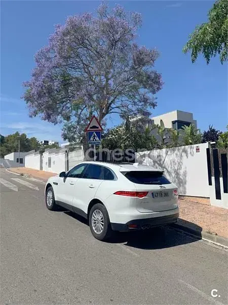 Usado Jaguar F-Pace Prestige 180 CV (132 kW) 2016 Blanco SUV