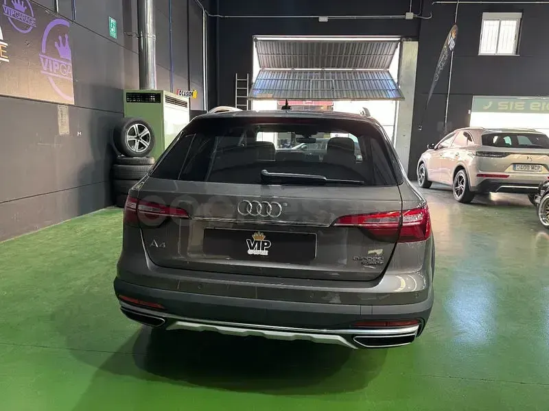 Usado Audi A4 Ambiente 204 CV (150 kW) 2022 Beige Familiar