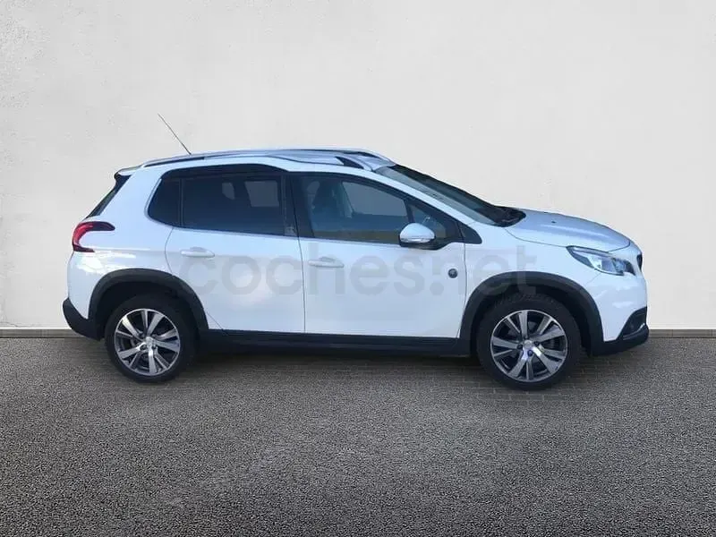 Usado Peugeot 2008 Crossway 130 CV (95 kW) 2018 Blanco SUV