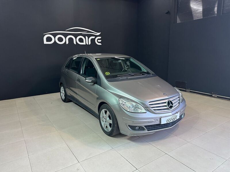 Marrón Usado 2006 Mercedes B180 Monovolumen | 8500 € (Caro) - Imagen 1/4