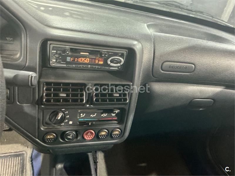 Blanco Usado 2000 Peugeot 106 Utilitario | 1000 € - Imagen 1/1