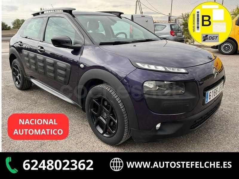 Usado Citroën C4 Cactus Feel 92 CV (67 kW) 2015 Violeta / lila Utilitario