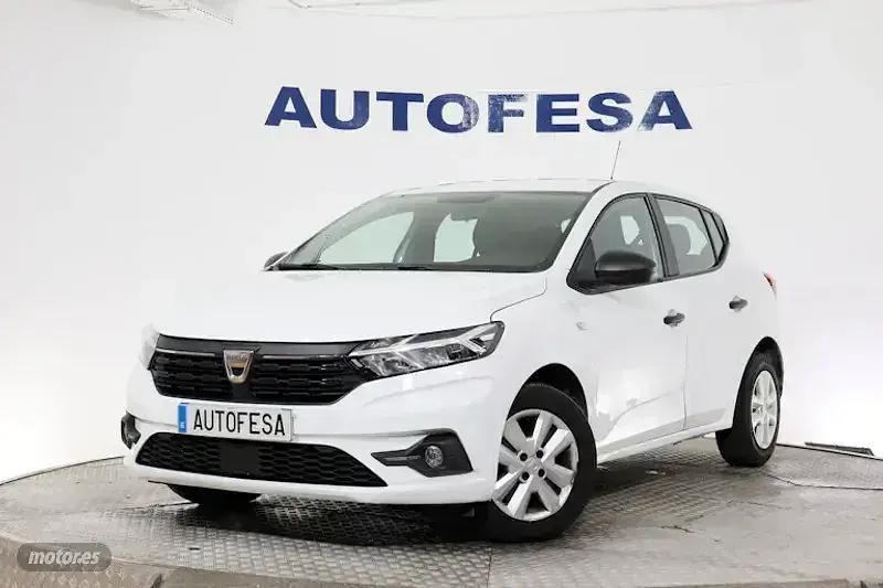 Blanco Usado 2021 Dacia Sandero Essentiel Utilitario | 9950 € (Precio justo) - Imagen 1/4