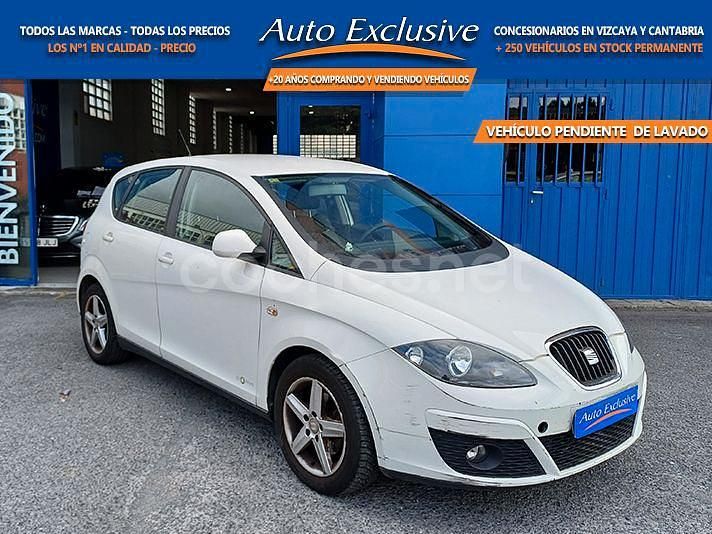 Blanco Usado 2011 Seat Altea Style Monovolumen | 8990 € (Un poco caro) - Imagen 1/4