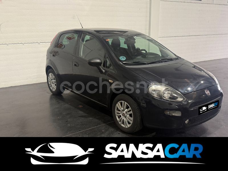 Negro Usado 2017 Fiat Punto Pop Utilitario | 7499 € (Precio justo) - Imagen 1/4
