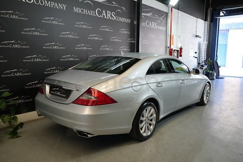 Usado Mercedes CLS350 292 CV (214 kW) 2008 Gris / plata Berlina