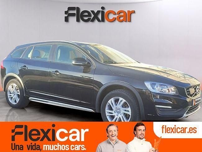 Usado Volvo V60 Kinetic 150 CV (110 kW) 2018 Negro Familiar