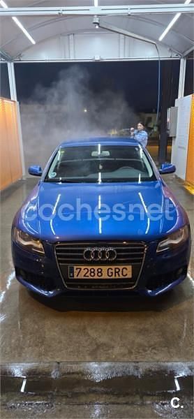 Usado Audi A4 136 CV (100 kW) 2009 Azul Berlina