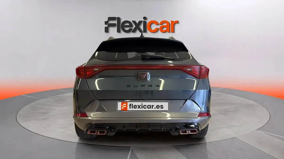 Usado Cupra Formentor VZ 245 CV (180 kW) 2023 Gris SUV