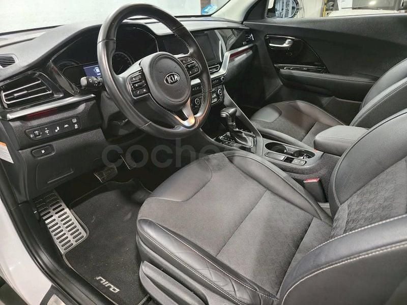 Usado Kia Niro 141 CV (103 kW) 2020 Blanco SUV