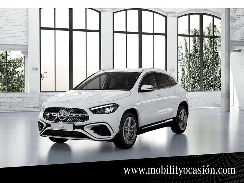 Usado Mercedes GLA250 165 CV (121 kW) 2025 Blanco SUV