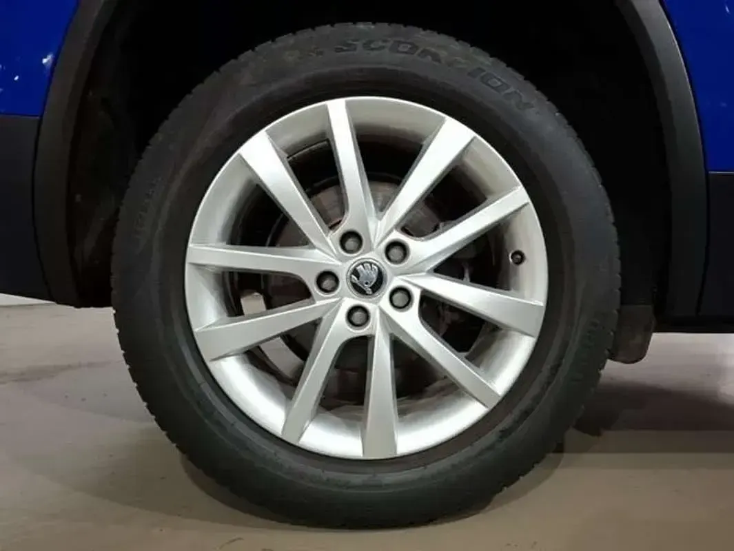 Usado Skoda Kodiaq Ambition 150 CV (110 kW) 2022 Azul SUV