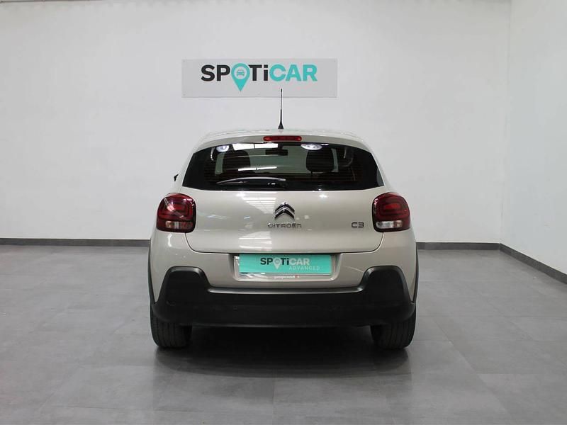 Usado Citroën C3 PureTech 83 CV (61 kW) 2024 Dorado