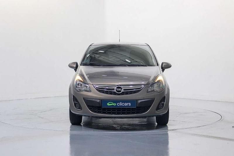 Usado Opel Corsa Selective 90 CV (66 kW) 2014 Marrón Utilitario