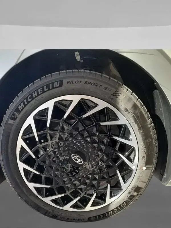 Usado Hyundai Ioniq 5 169 kW (230 CV) 2023 Marrón SUV