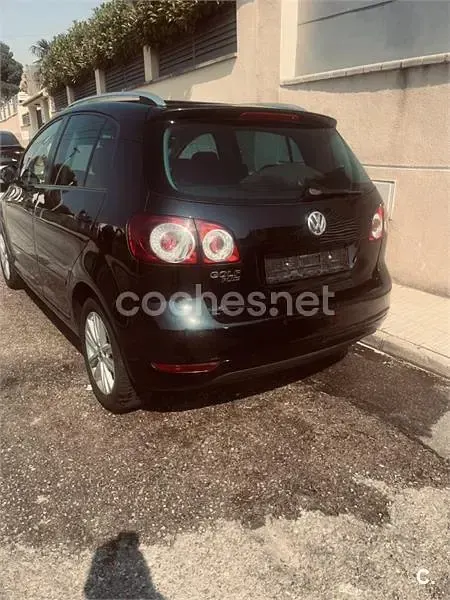 Usado VW Golf Plus Cross Advance 105 CV (77 kW) 2011 Negro Monovolumen