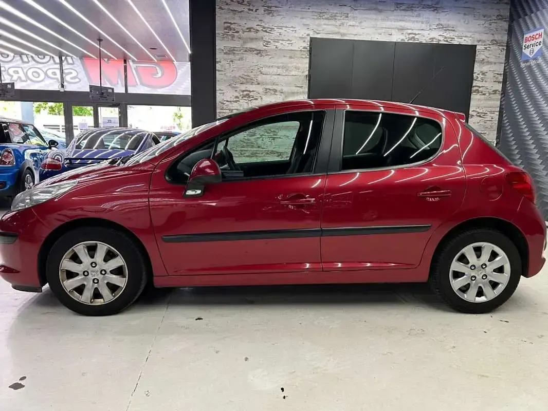 Usado Peugeot 207 75 CV (55 kW) 2007 Burdeos Utilitario