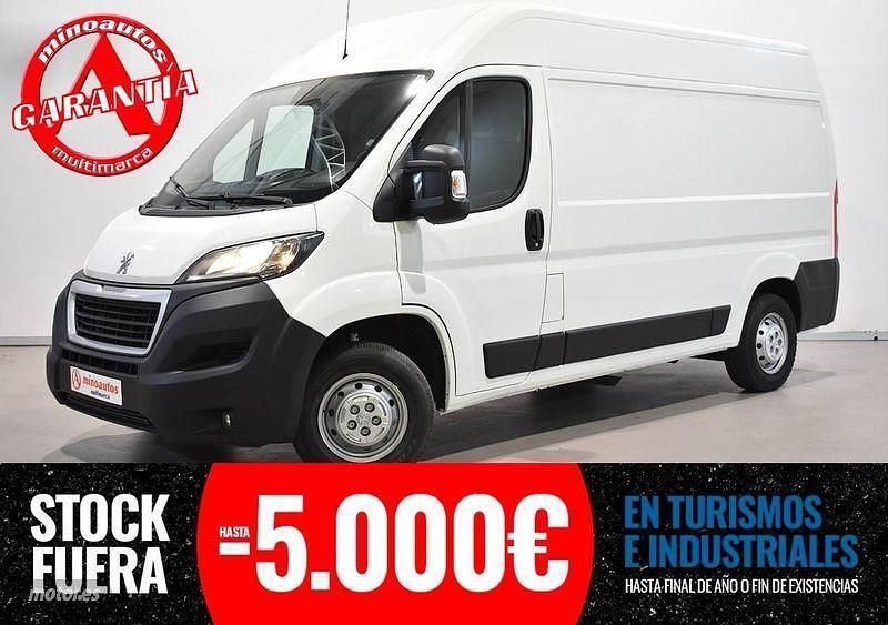Usado Peugeot Boxer 140 CV (102 kW) 2021 Blanco Van