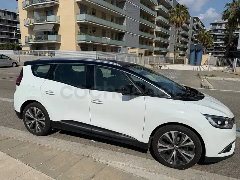 Usado Renault Grand Scénic IV LIMITED 140 CV (102 kW) 2019 Blanco Monovolumen
