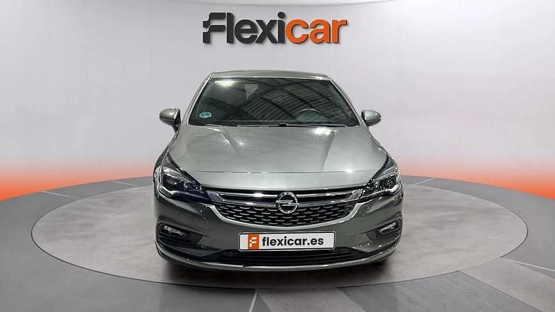 Usado Opel Astra Dynamic 150 CV (110 kW) 2019 Gris Utilitario