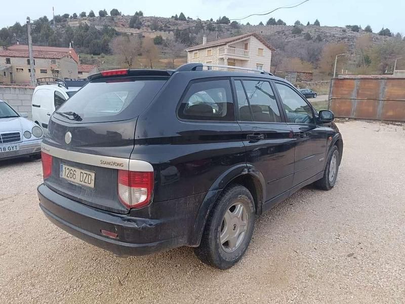 Usado Ssangyong (KGM) Kyron 141 CV (103 kW) 2006 Negro SUV