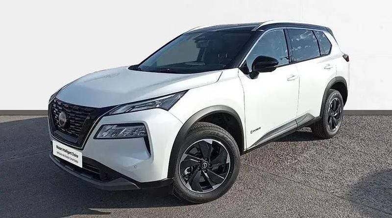 Lunar white galaxy black metalizado Usado 2025 Nissan X-Trail N-Connecta SUV | 38.300 € (Un poco caro) - Imagen 1/4