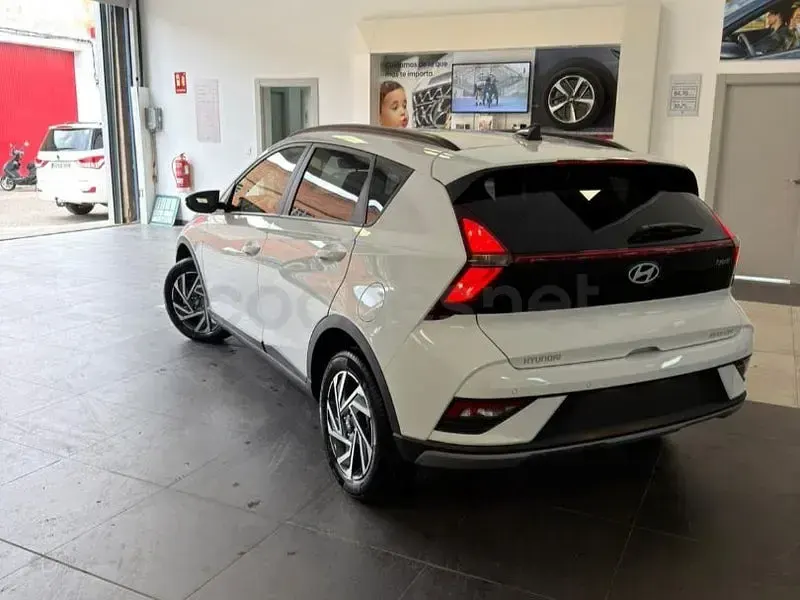 Nuevo Hyundai Bayon 100 CV (73 kW) 2025 Blanco SUV