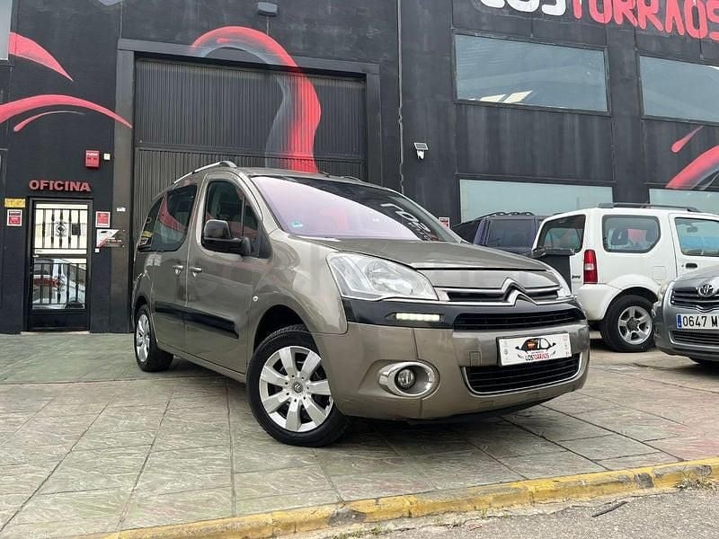 Usado Citroën Berlingo 92 CV (67 kW) 2013 Beige Monovolumen
