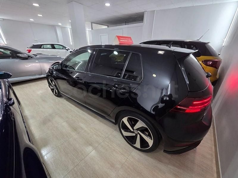 Usado VW Golf VII GTI 230 CV (169 kW) 2018 Negro Berlina