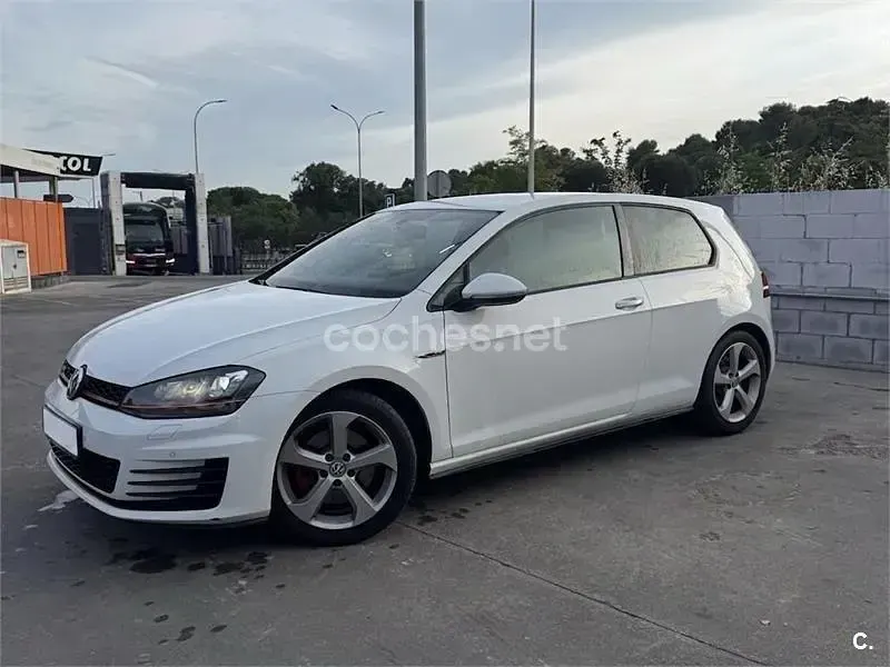 Usado VW Golf VII GTI 220 CV (161 kW) 2016 Blanco Berlina