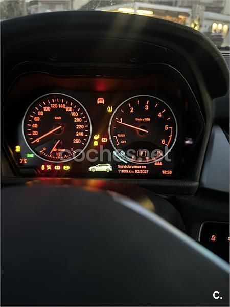 Usado BMW 218 150 CV (110 kW) 2015 Blanco Familiar