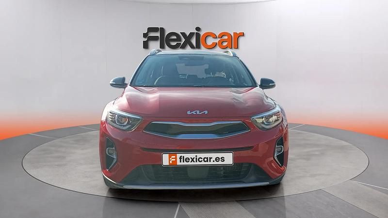 Usado Kia Stonic GT-Line 101 CV (74 kW) 2021 Rojo SUV