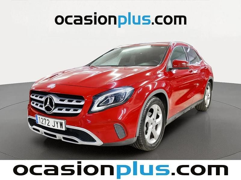 Usado Mercedes GLA200 Urban 136 CV (100 kW) 2017 Rojo SUV