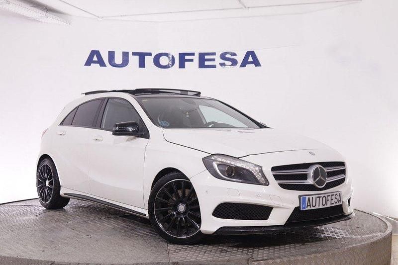 Usado Mercedes A220 AMG line 170 CV (125 kW) 2013 Blanco Utilitario