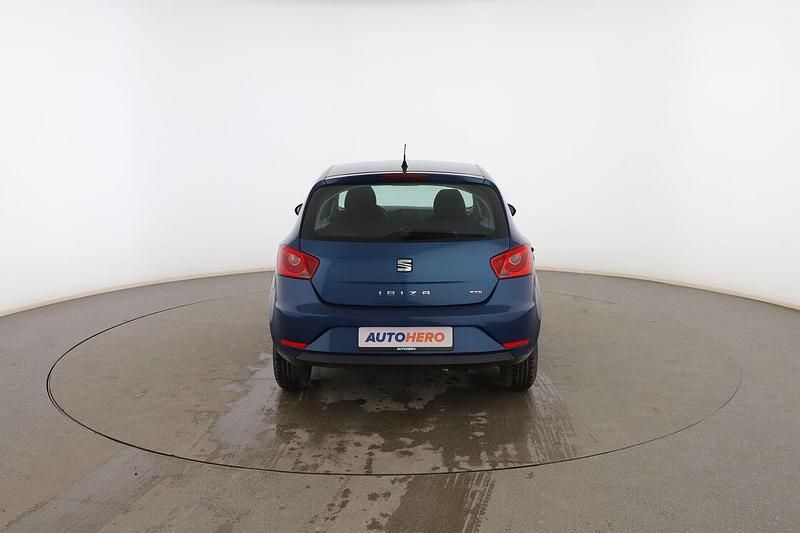 Usado Seat Ibiza Style 105 CV (77 kW) 2014 Azul Utilitario