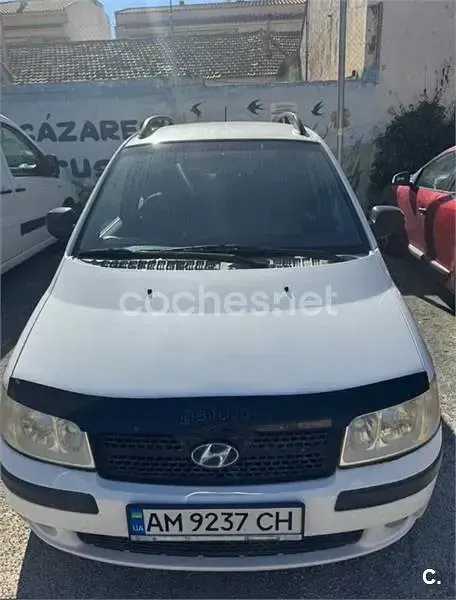 Usado Hyundai Matrix GLS 103 CV (75 kW) 2005 Blanco Monovolumen